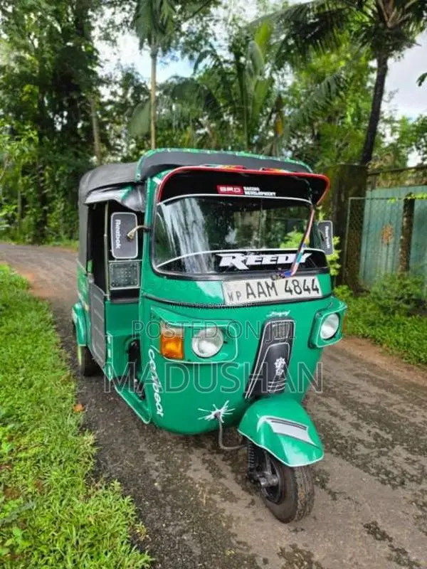 Bajaj RE 2013 Three Wheel (Used)
