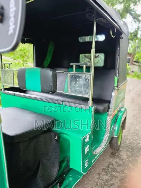 Bajaj RE 2013 Three Wheel (Used)