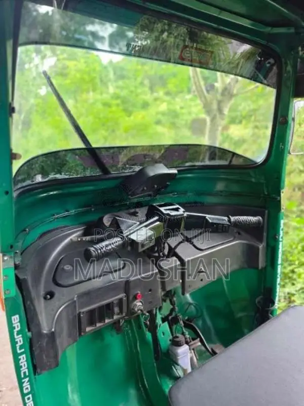 Bajaj RE 2013 Three Wheel (Used)