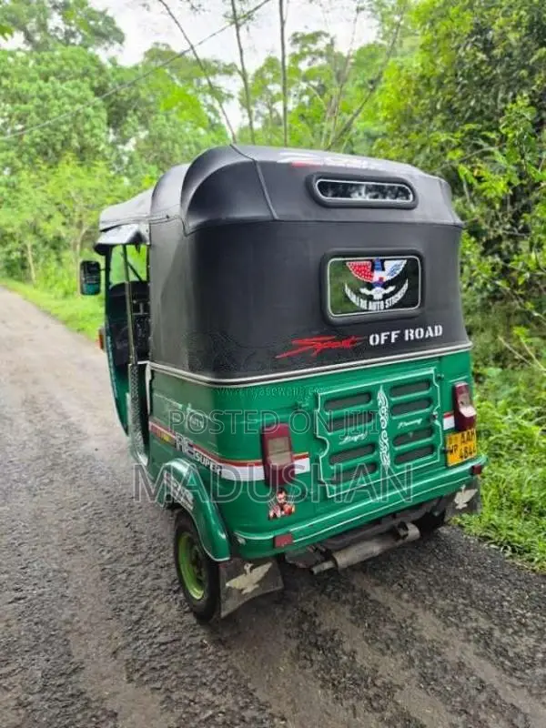 Bajaj RE 2013 Three Wheel (Used)