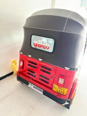 Bajaj RE 205 2015 Three Wheel (Used)