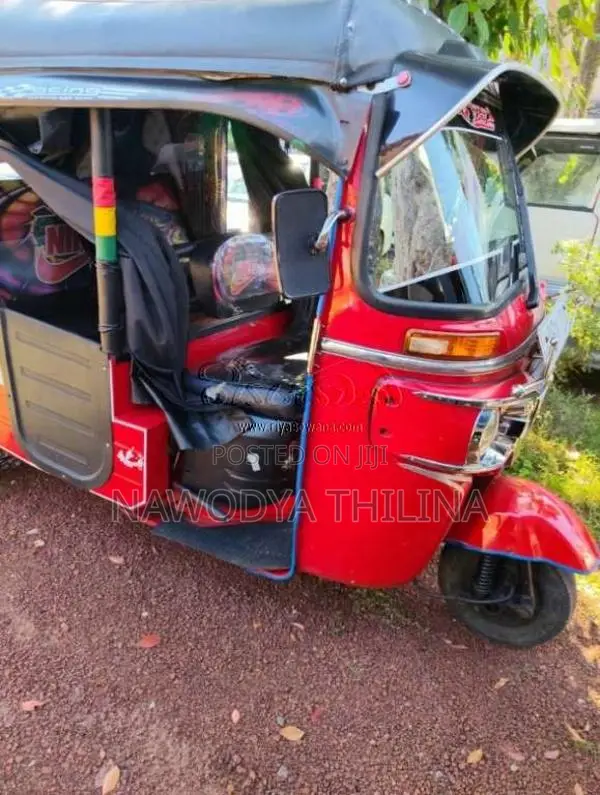 Bajaj RE 2016 Three Wheel (Used)