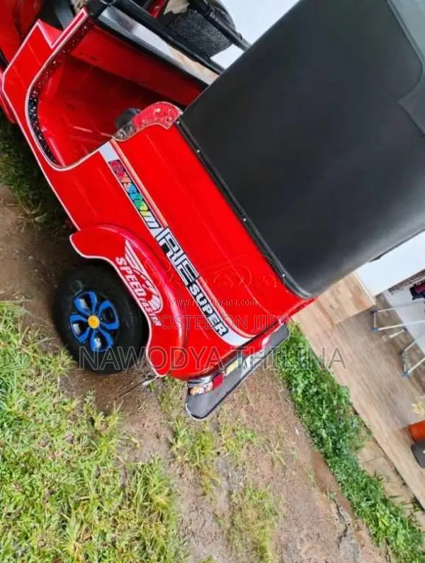 Bajaj RE 2016 Three Wheel (Used)