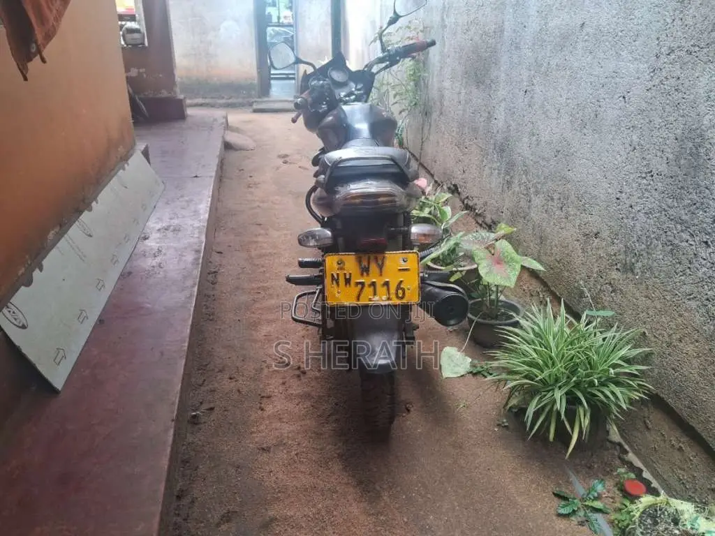 Bajaj Discover 125 2011 Motorbike (Used)