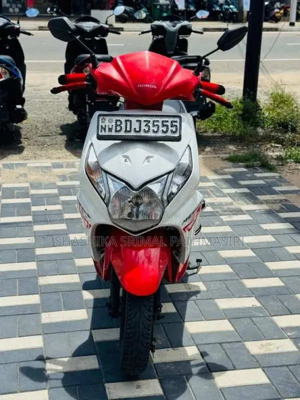 Honda Dio 2016 Motorbike (Used)
