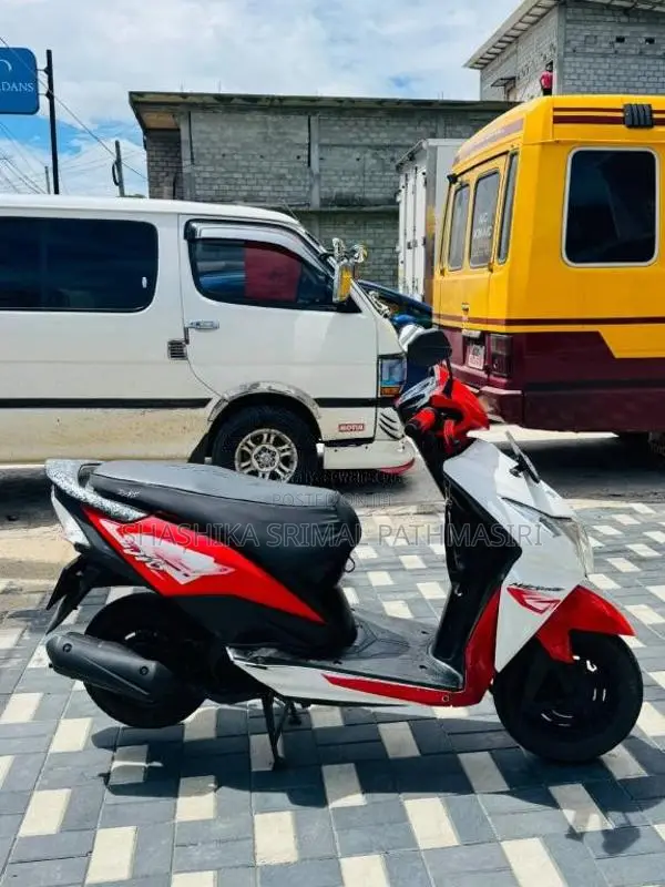 Honda Dio 2016 Motorbike (Used)