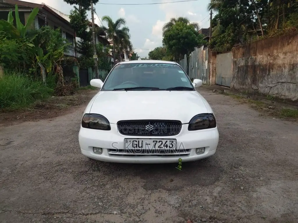 Suzuki Cultus 2000 Car (Used)