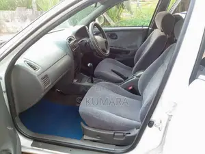 Suzuki Cultus 2000 Car (Used)