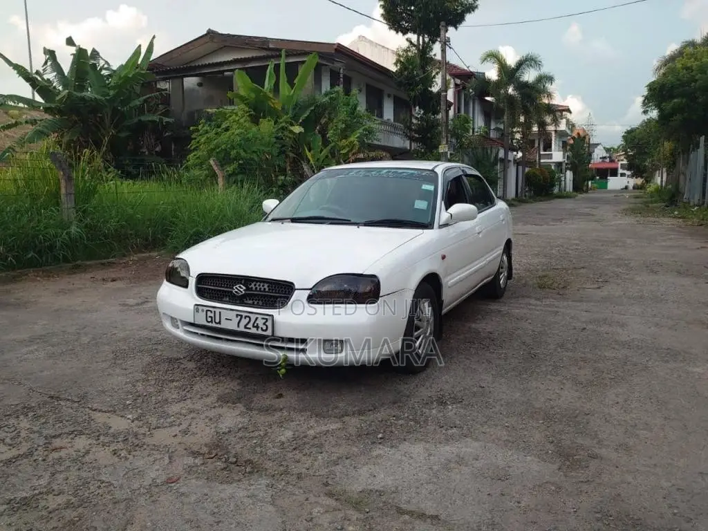 Suzuki Cultus 2000 Car (Used)