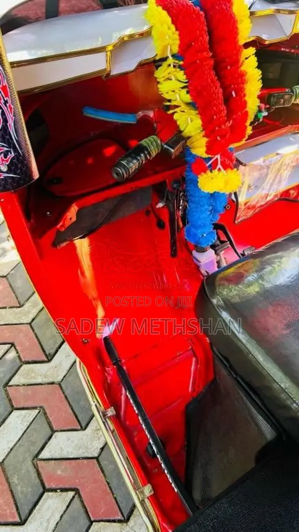 Bajaj 2 Stroke 1999 Three Wheel (Used)