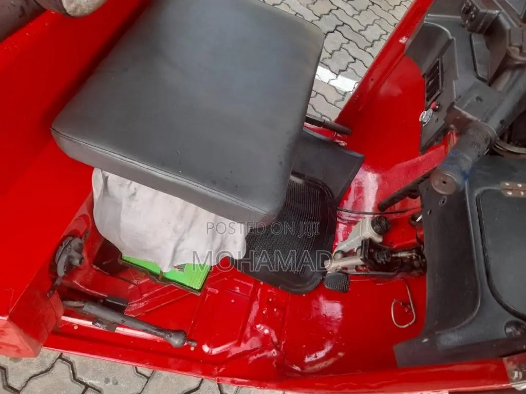 Bajaj RE 205 2013 Three Wheel (Used)
