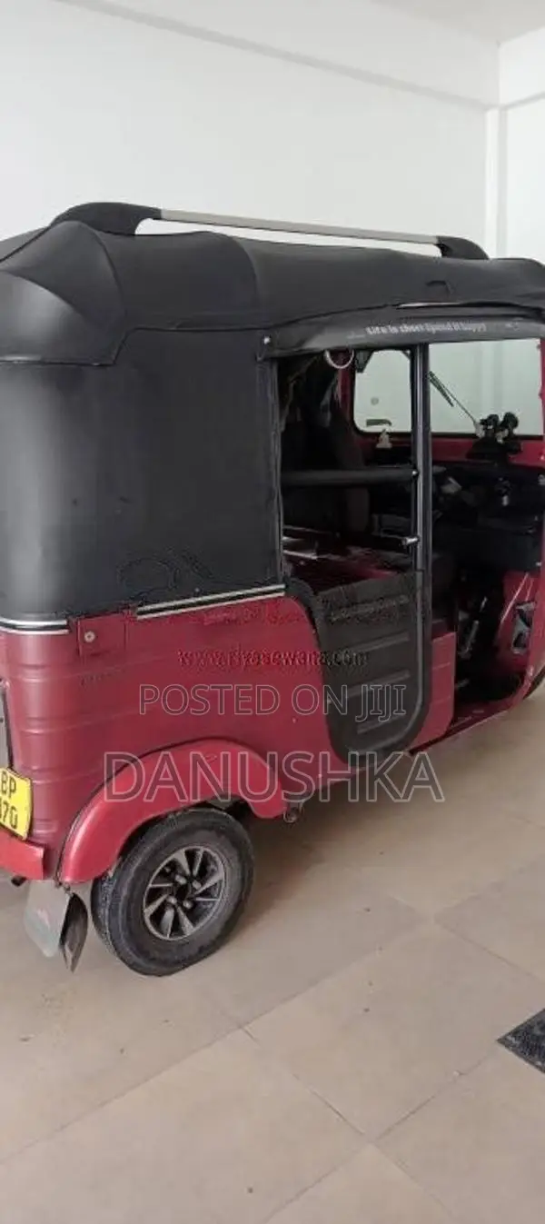 Bajaj RE 2017 Three Wheel (Used)
