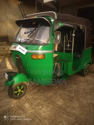 Bajaj 2 Stroke 2004 Three Wheel (Used)