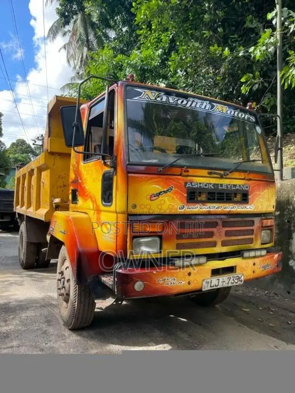 Ashok-Leyland 1613 Comet Tipper 2010 Lorry (Used)