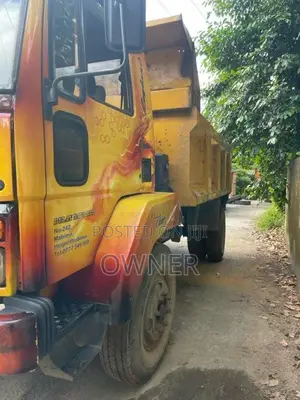 Ashok-Leyland 1613 Comet Tipper 2010 Lorry (Used)