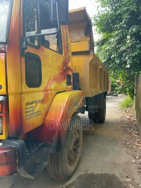 Ashok-Leyland 1613 Comet Tipper 2010 Lorry (Used)
