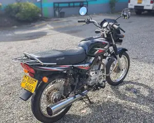 Bajaj CT-100 2014 Motorbike (Used)