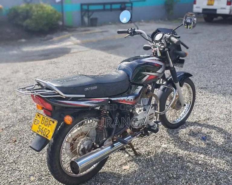 Bajaj CT-100 2014 Motorbike (Used)