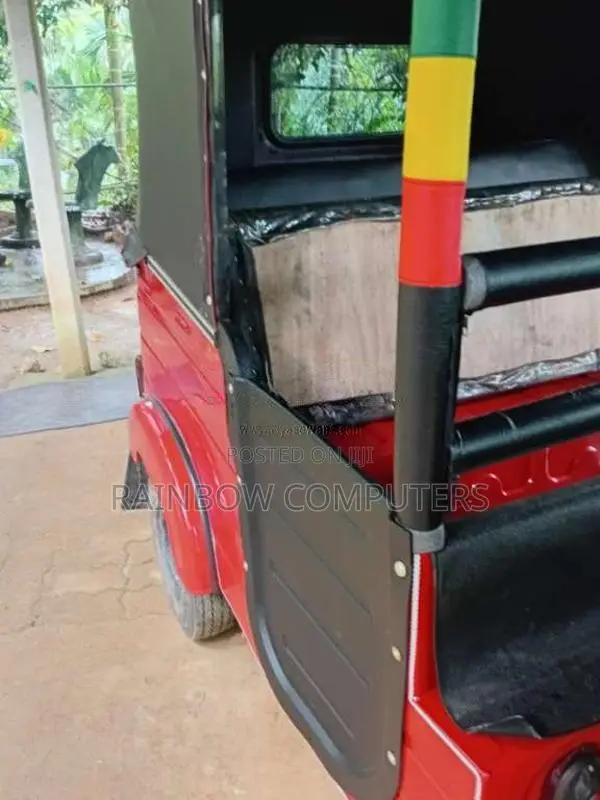 Bajaj RE 2010 Three Wheel (Used)