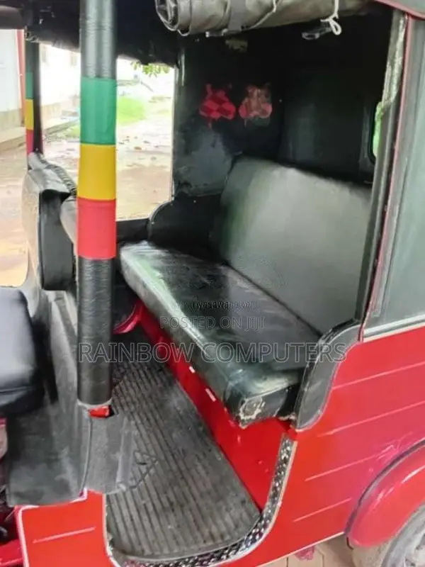 Bajaj RE 2010 Three Wheel (Used)