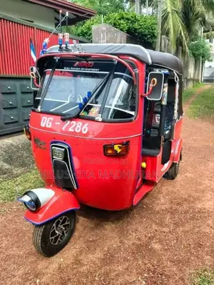 Bajaj 2 Stroke 2006 Three Wheel (Used)