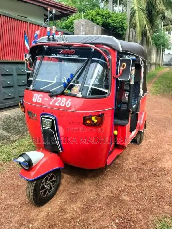 Bajaj 2 Stroke 2006 Three Wheel (Used)