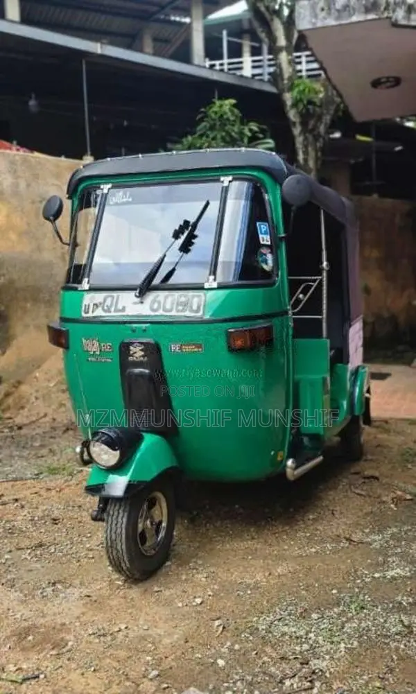 Bajaj 4 Stroke 2008 Three Wheel (Used)