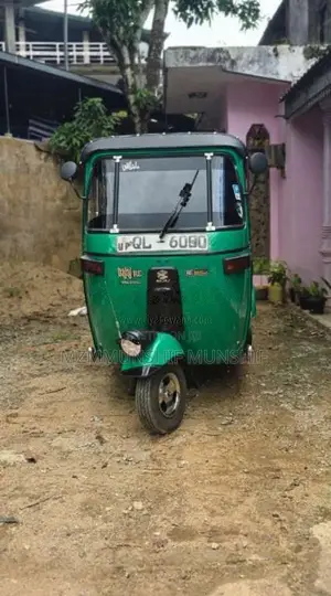 Bajaj 4 Stroke 2008 Three Wheel (Used)