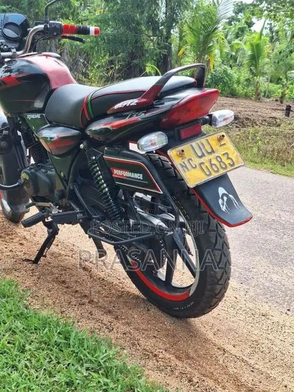 Bajaj Discover 2008 Motorbike (Used)
