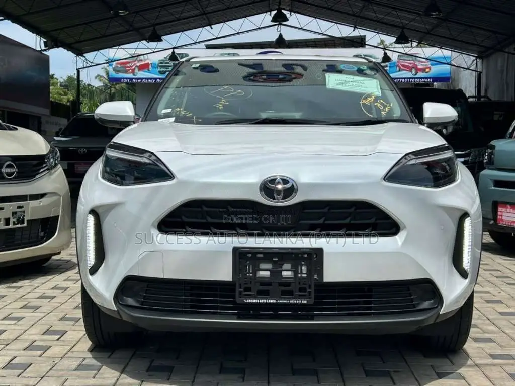 Toyota Yaris Cross Hybrid 2024 SUV Unregistered (Recondition)