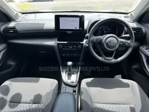 Toyota Yaris Cross Hybrid 2024 SUV Unregistered (Recondition)
