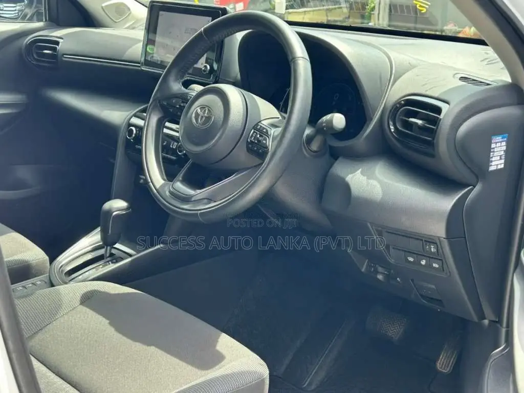 Toyota Yaris Cross Hybrid 2024 SUV Unregistered (Recondition)