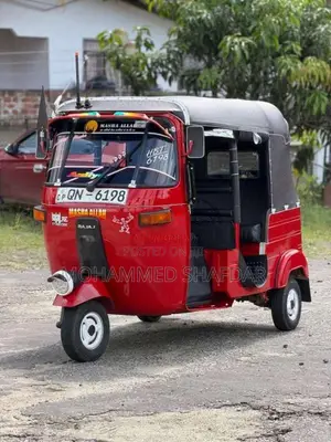 Bajaj 4 Stroke 2007 Three Wheel (Used)