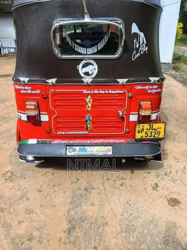 Bajaj 2 Stroke 2004 Three Wheel (Used)