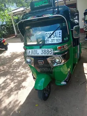 Bajaj 4 Stroke 2016 Three Wheel (Used)