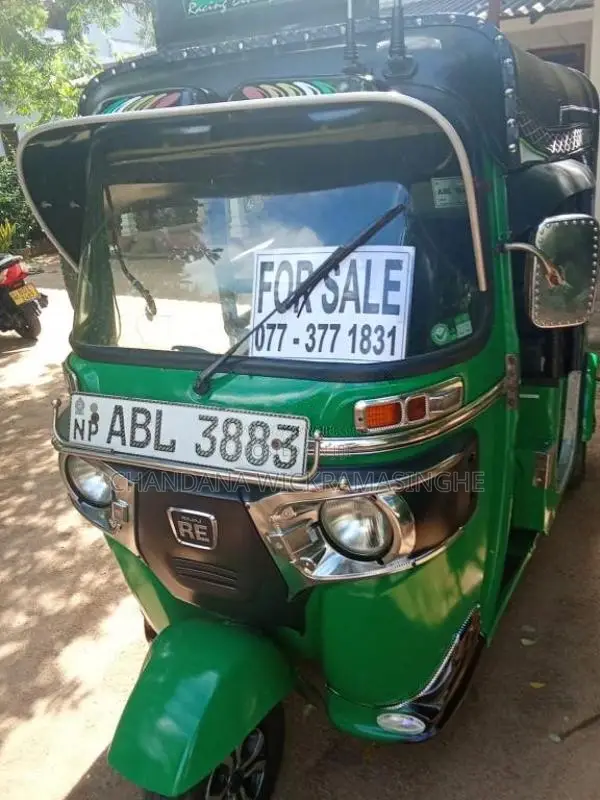 Bajaj 4 Stroke 2016 Three Wheel (Used)