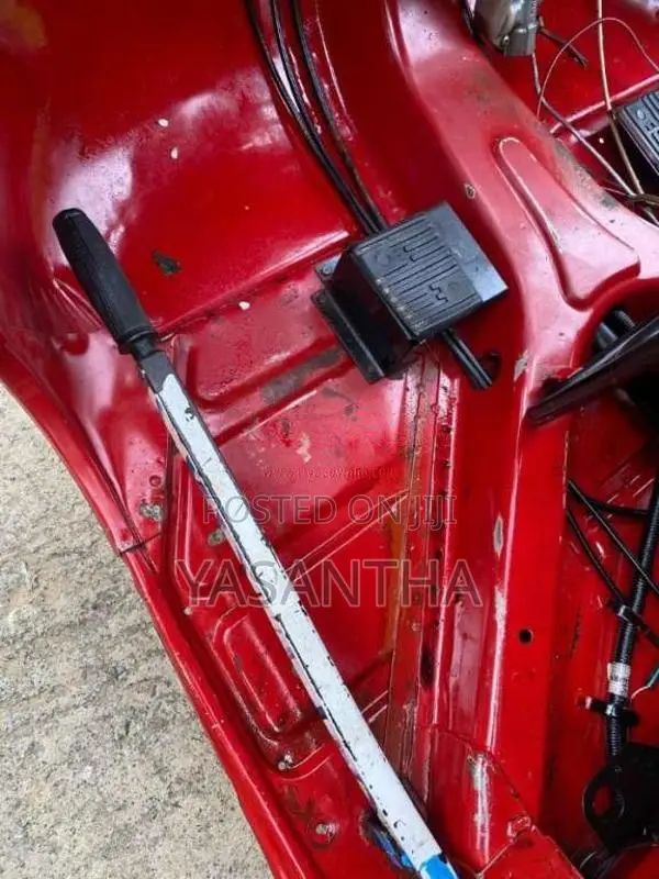 Bajaj 4 Stroke 2010 Three Wheel (Used)