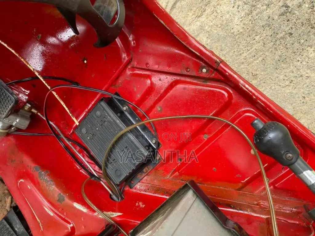 Bajaj 4 Stroke 2010 Three Wheel (Used)
