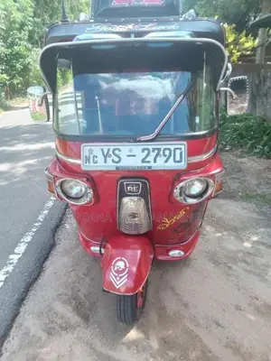 Bajaj 4 Stroke 2011 Three Wheel (Used)