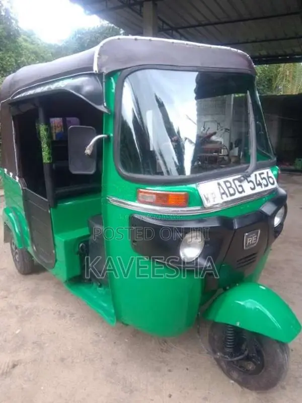 Bajaj 4 Stroke 2016 Three Wheel (Used)