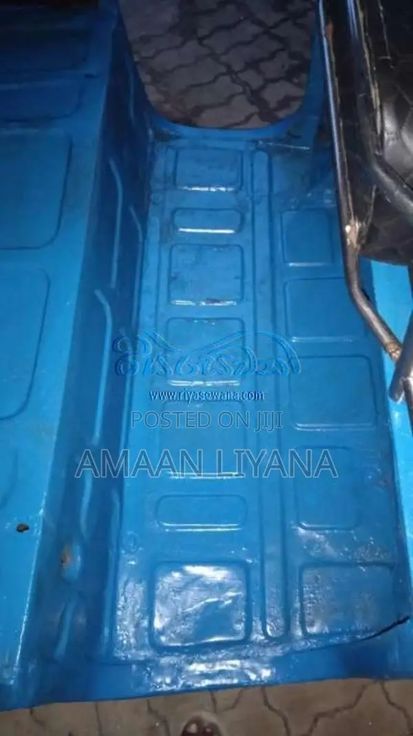 Bajaj 2 Stroke 1995 Three Wheel (Used)