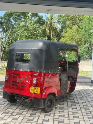 Bajaj RE 4 Stroke 2015 Three Wheel (Used)