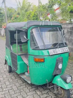 Bajaj 2 Stroke 2006 Three Wheel (Used)