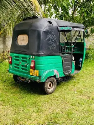 Bajaj 2 Stroke 2003 Three Wheel (Used)