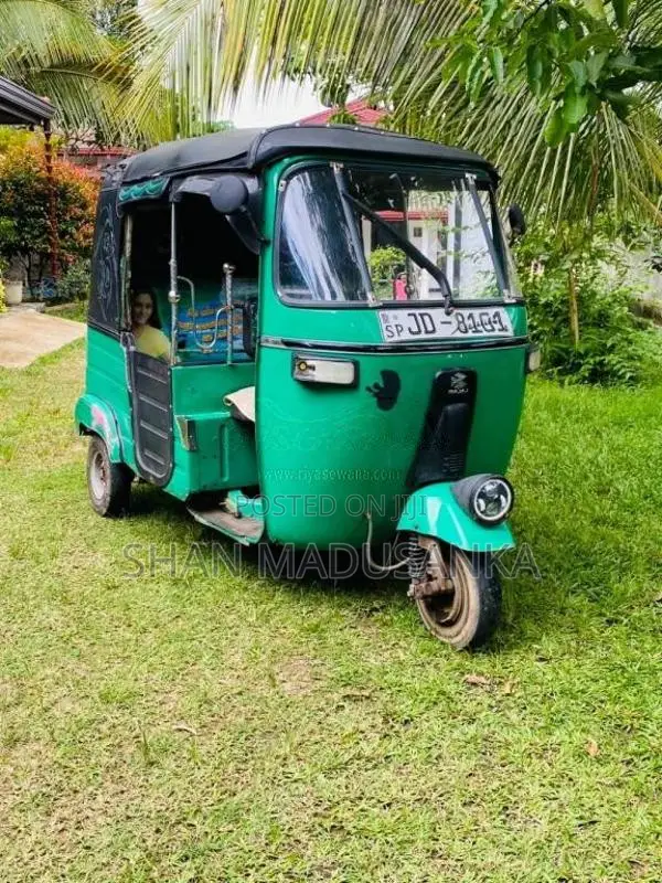 Bajaj 2 Stroke 2003 Three Wheel (Used)