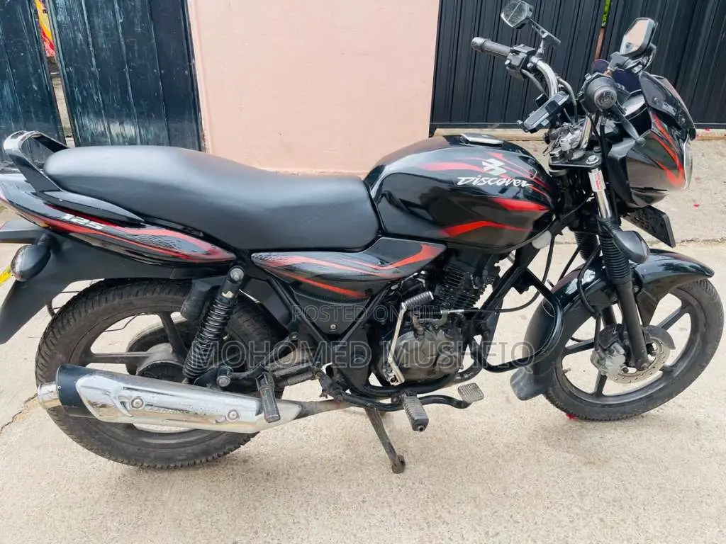 Bajaj Discover 2013 Motorbike (Used)