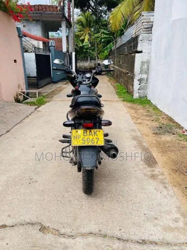 Bajaj Discover 2013 Motorbike (Used)