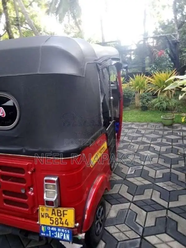 Bajaj RE 2015 Three Wheel (Used)