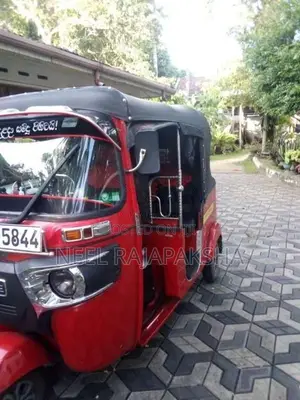 Bajaj RE 2015 Three Wheel (Used)