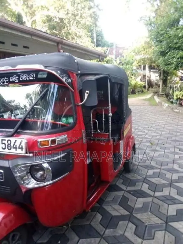 Bajaj RE 2015 Three Wheel (Used)